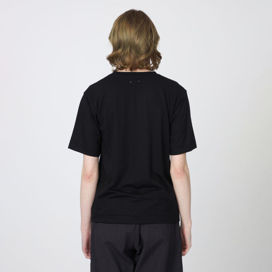 나나미카 울 크루넥 티셔츠 2컬러 S25SH099