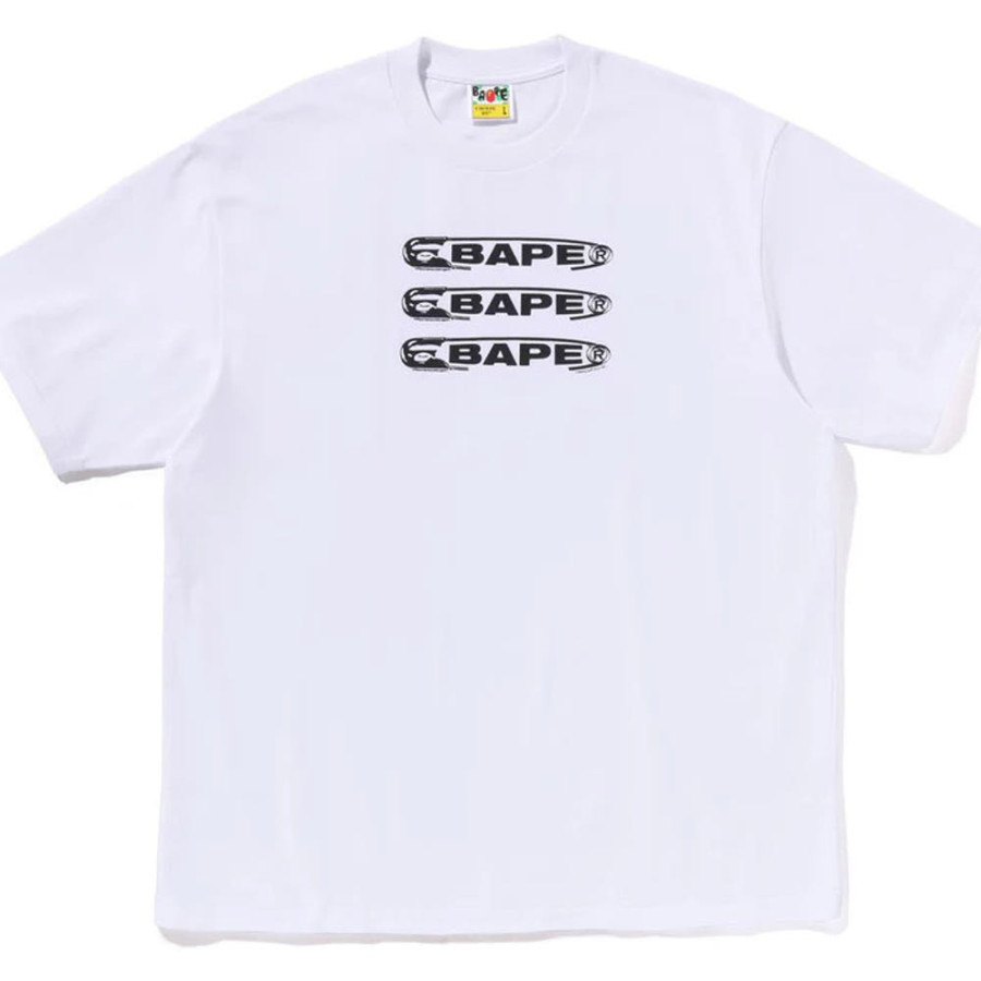 베이프 핀 로고 릴렉스핏 반팔 티셔츠 2컬러 1L30110313