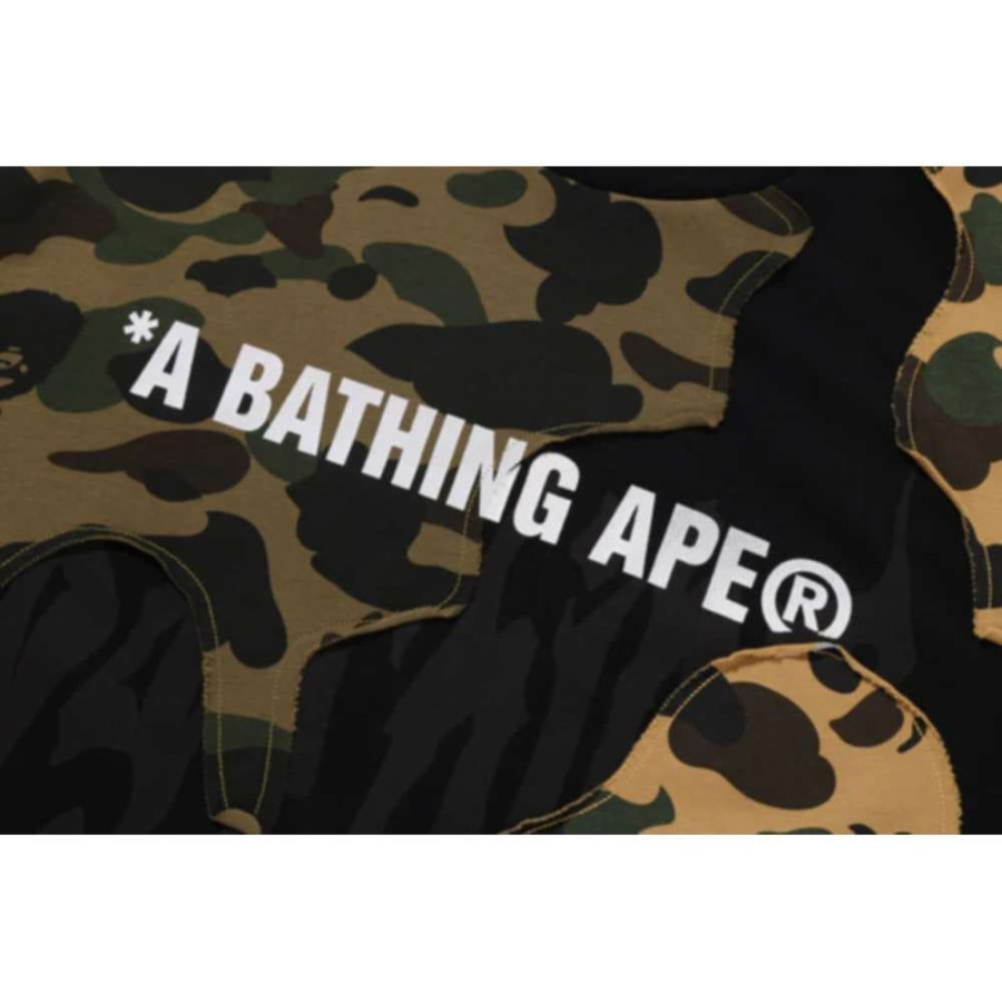 베이프 1ST 카모 업사이클 로고 릴렉스핏 티셔츠 블랙 1L80109302