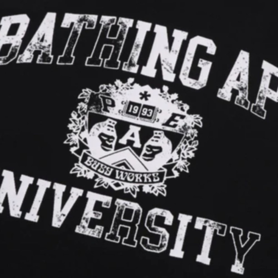 베이프 스프레이 프린트 칼리지 로고 릴렉스핏 티셔츠 3컬러 1L80110332