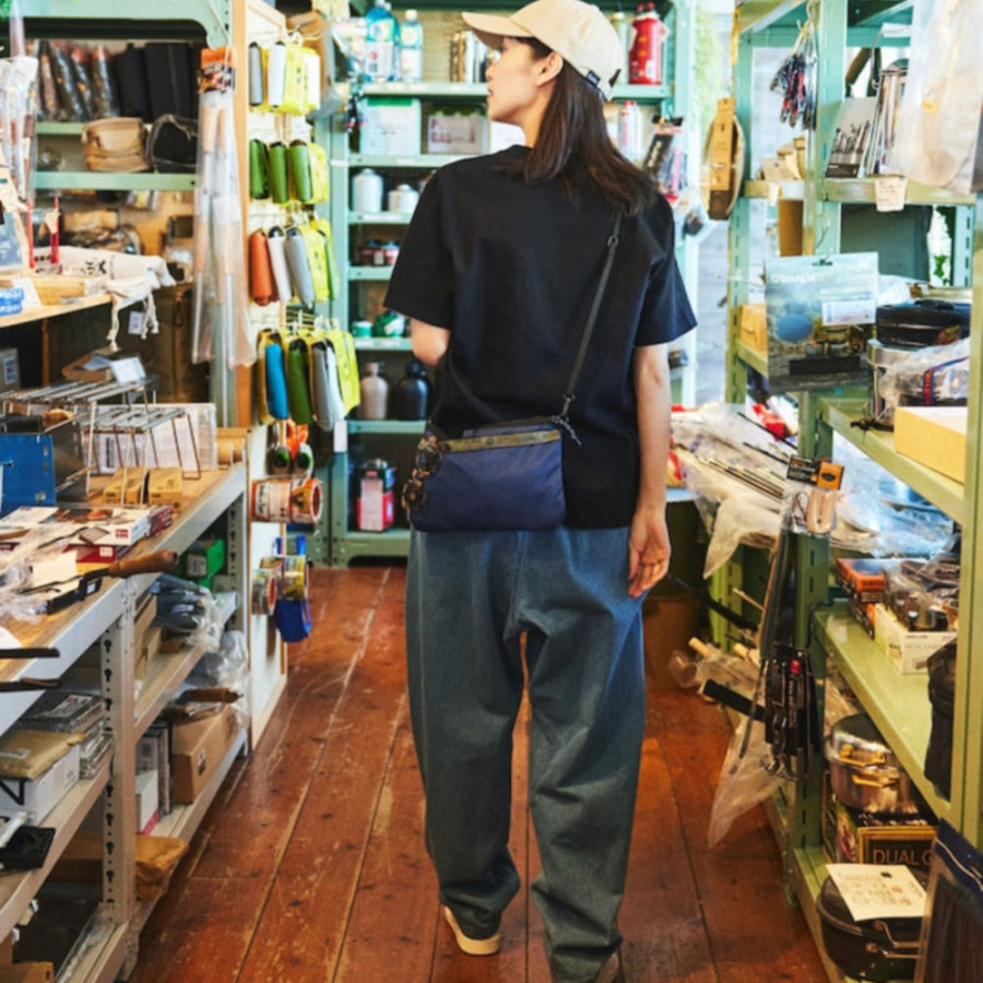 프릭스스토어 별주 CHUMS 부비버드 니트 포켓 크루넥 티셔츠 4컬러 1226180500650