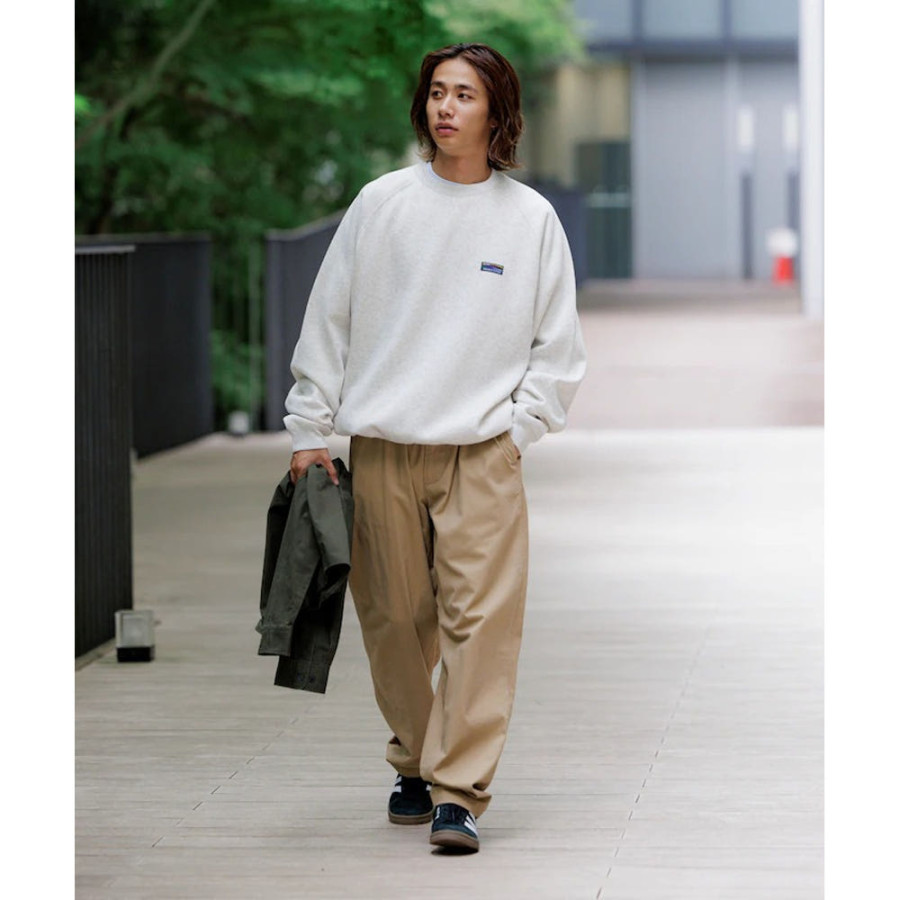 프릭스스토어 빅실루엣 원포인트 로고 라글란 슬리브 스핀들 스웨트 5컬러 1223248901264