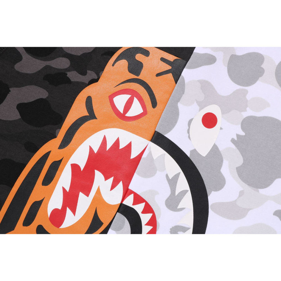 베이프 컬러 카모 타이거 샤크 크루넥 스웨트셔츠 2컬러 1L80113009