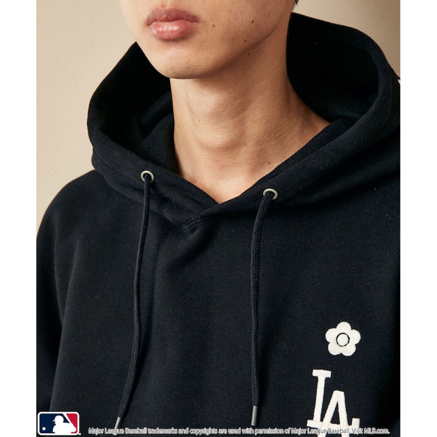 퍼블럭스 MARY QUANT 자수 스웨트 후디 3컬러 3110375300002