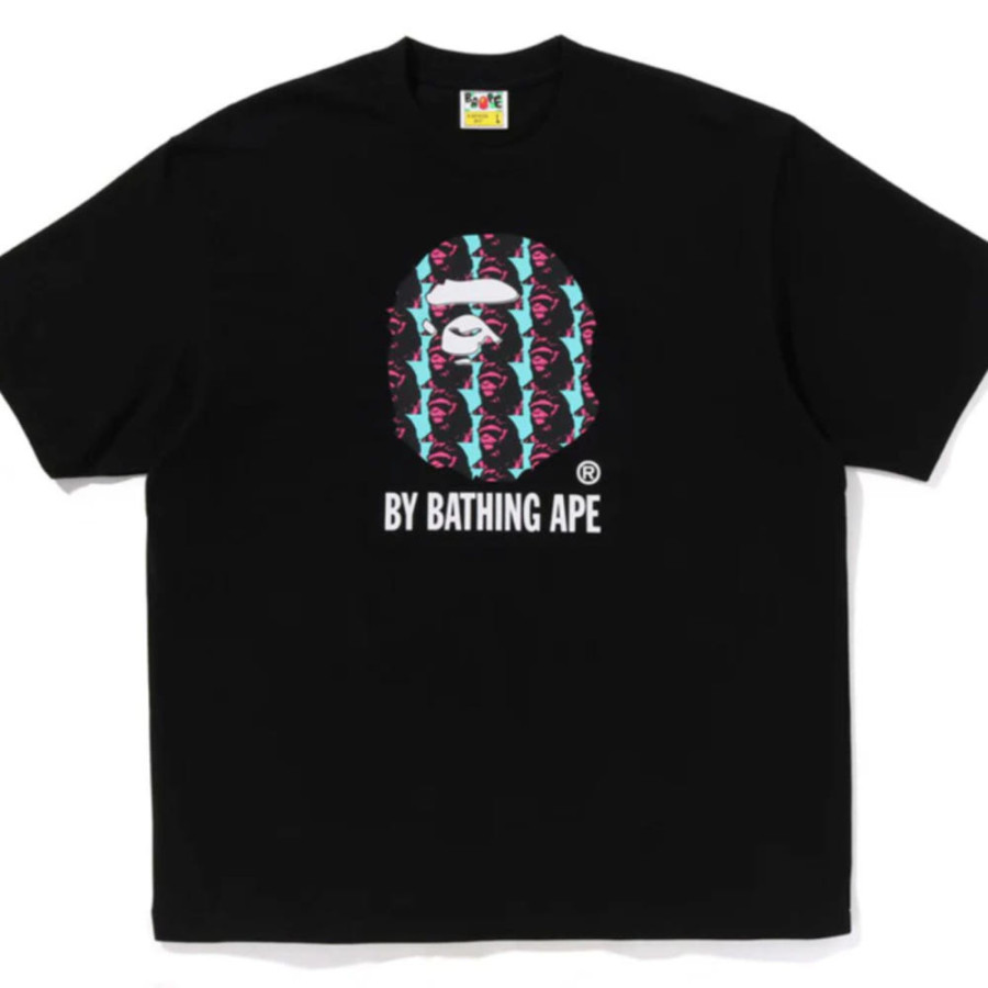 베이프 에이프 헤드 패턴 바이 베싱 에이프 릴렉스핏 티셔츠 2컬러 1L80110309