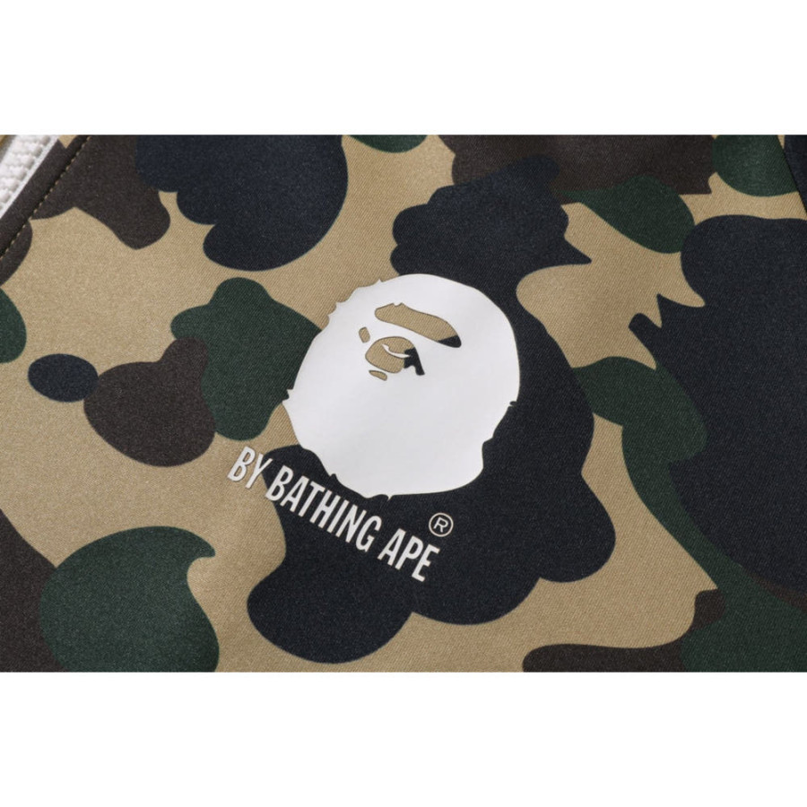 베이프 1ST 카모 릴렉스핏 트랙자켓 2컬러 1L80115008