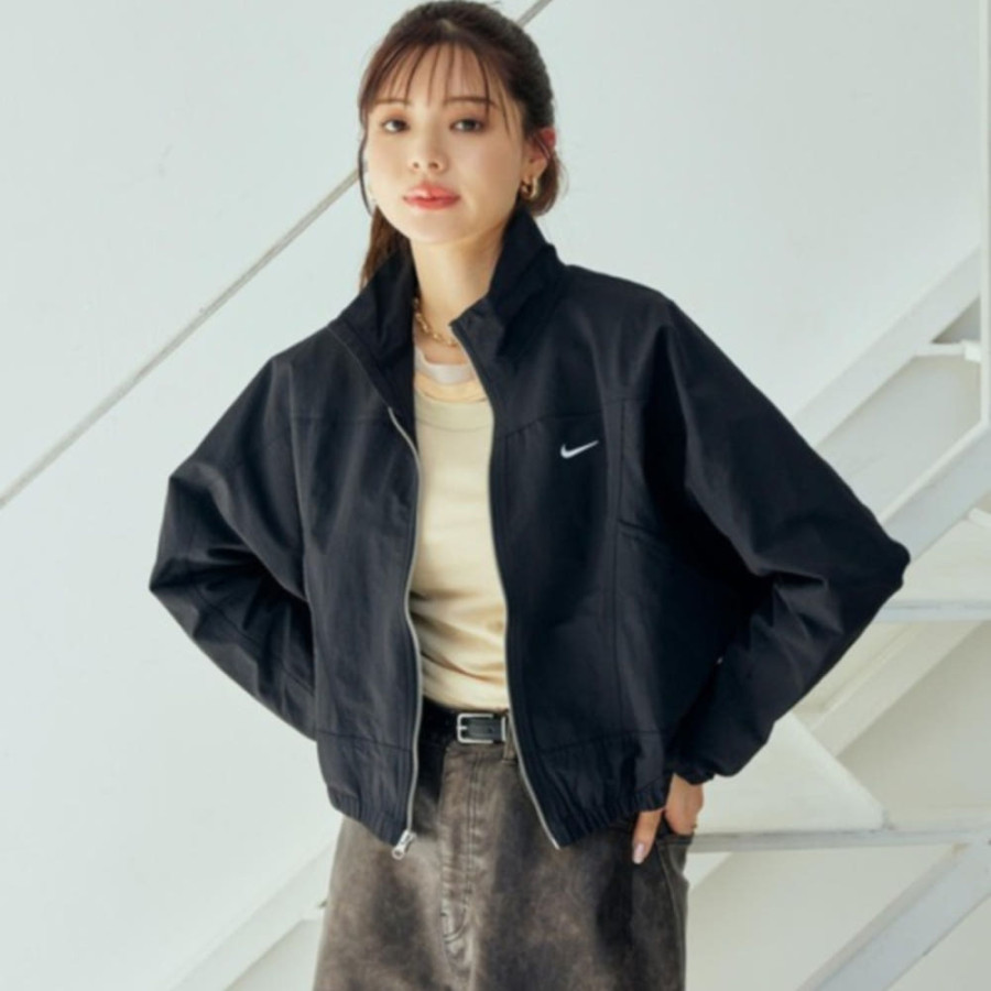 나이키 스포츠웨어 에브리싱 우븐 여성 오버사이즈 레펠 UV 프로텍션 재킷 블랙 HJ1000-010