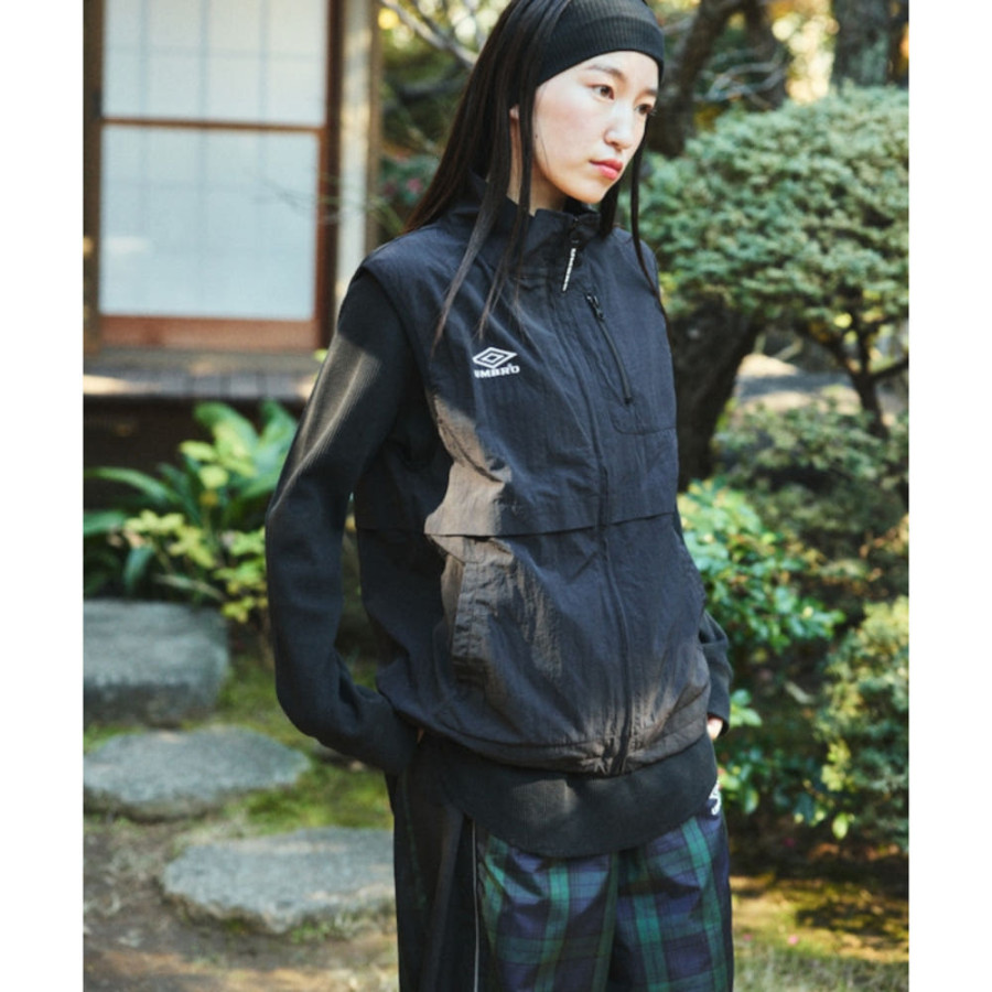 프릭스스토어 엄브로 별주 나일론 조끼 3컬러 1156394400001