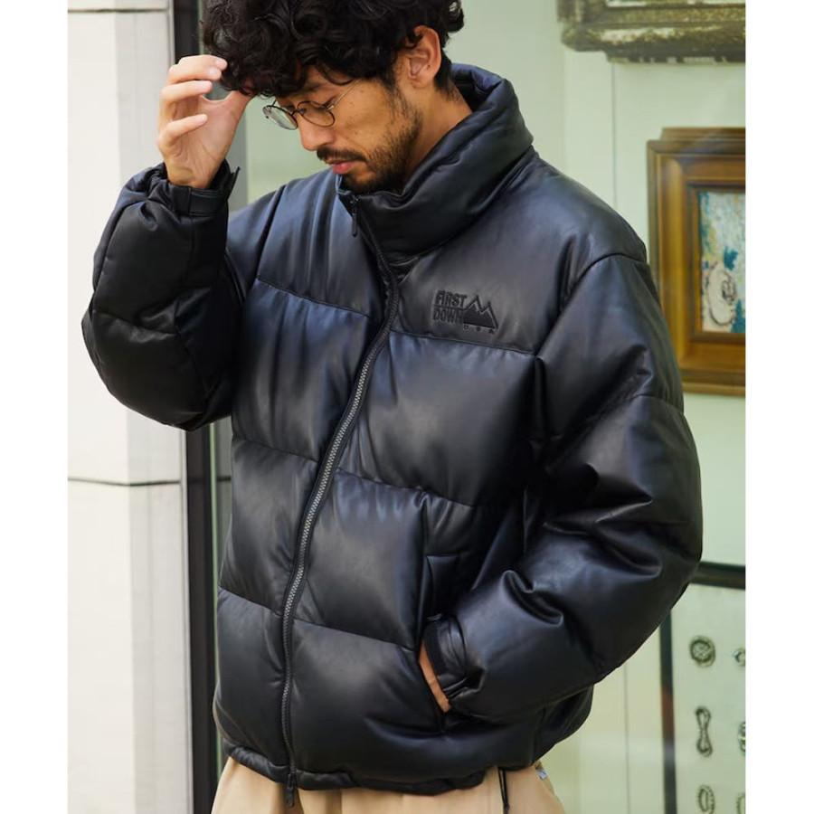 프릭스스토어 퍼스트다운 별주 레더 레드 버블 다운 PU 소재 블랙 1056234300142