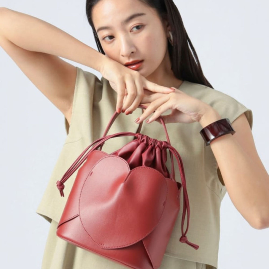 빔즈 하트 하트 모티프 숄더백 2컬러 43-61-0136-331