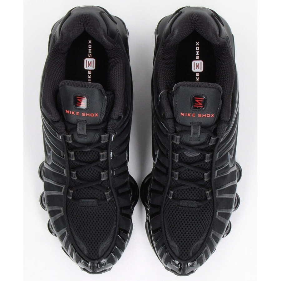 프릭스스토어 나이키 샥스 TL 남성 신발 블랙 1270199302069 AV3595-002