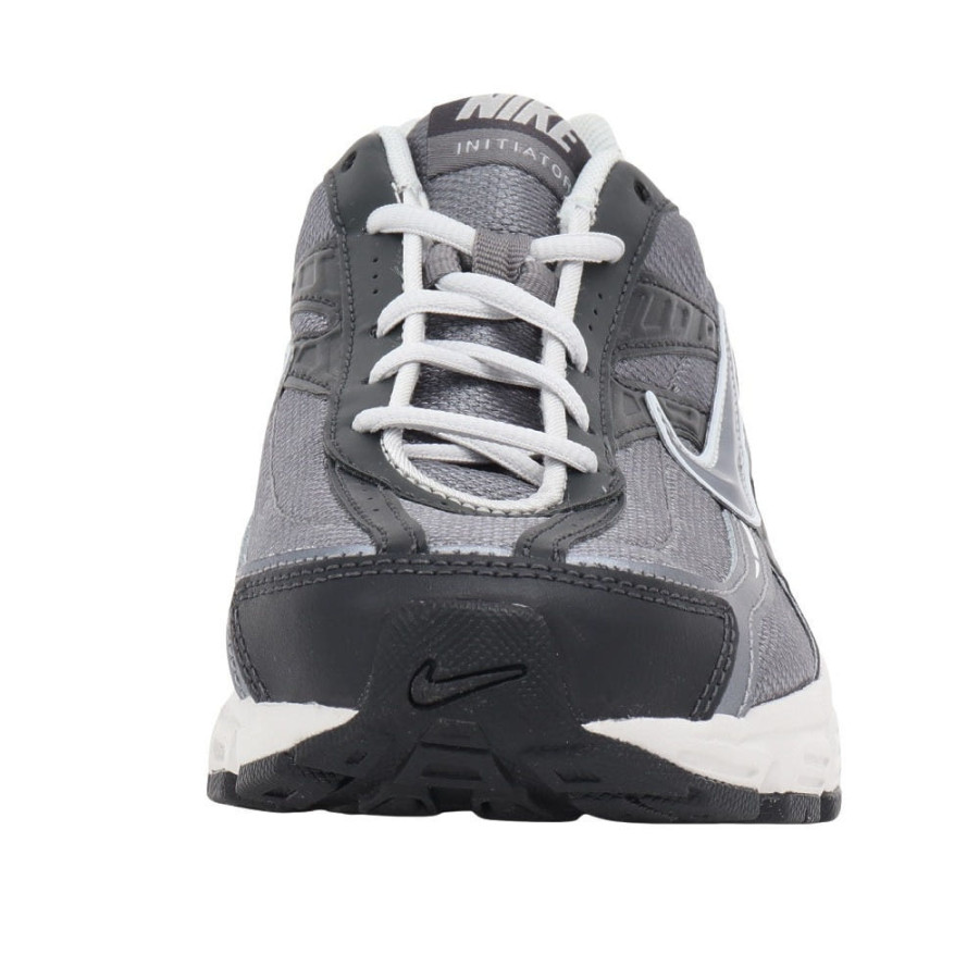 나이키 이니시에이터 러닝화 그레이 IB3083-001
