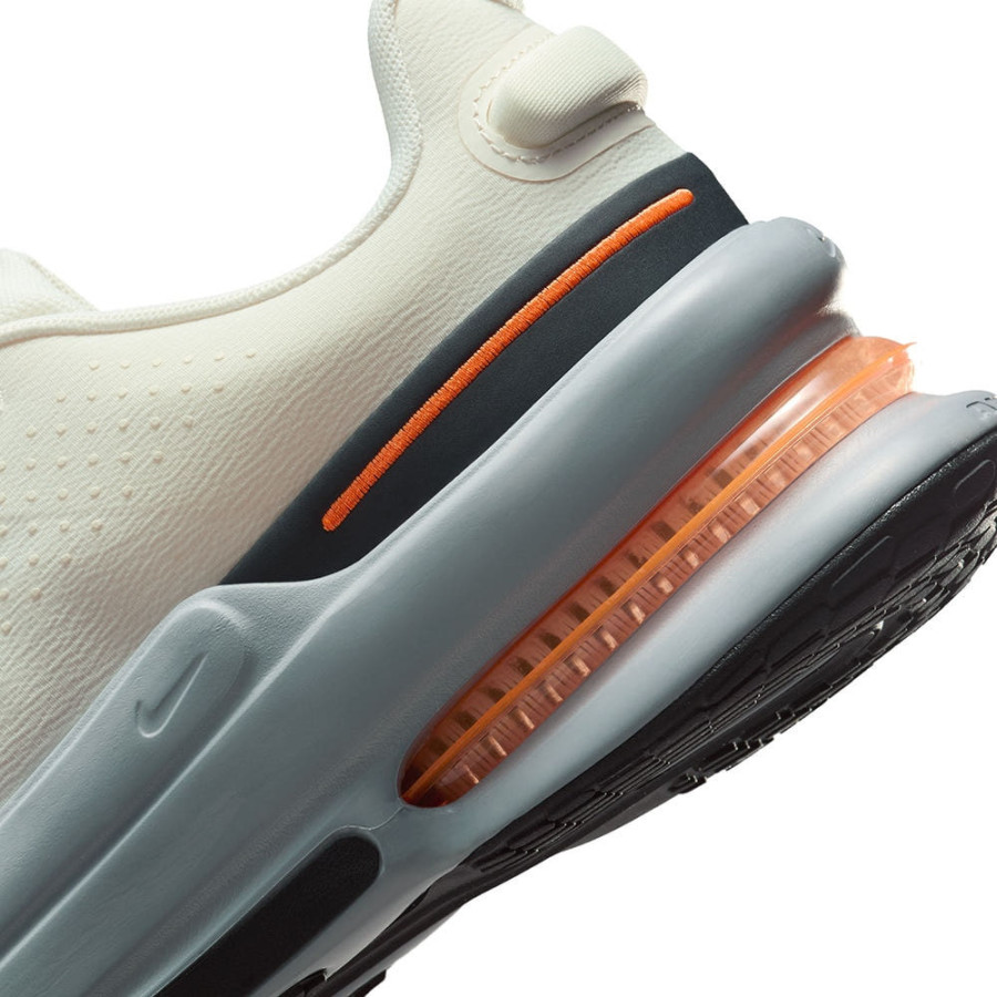 나이키 에어줌 업턴 SC IB2746-102