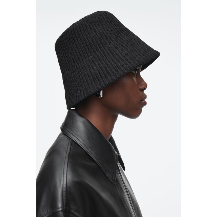 코스 COS 리브 뜨개질 울 블렌드 버킷햇 블랙 1277130001